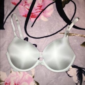 Victoria’s Secret Teal Push Up Bra😍